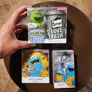 Wet N Wild Sesame Street Cookie Monster Oscar The Grouch Cosmetics Make Up Tools
